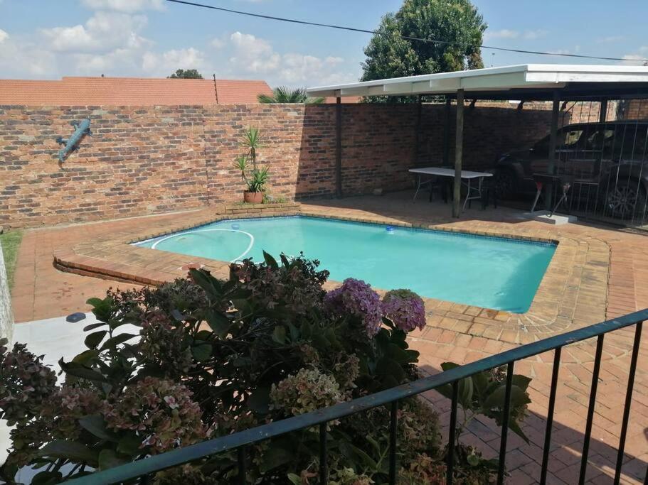 Villa The Hidden Boksburg Esterno foto